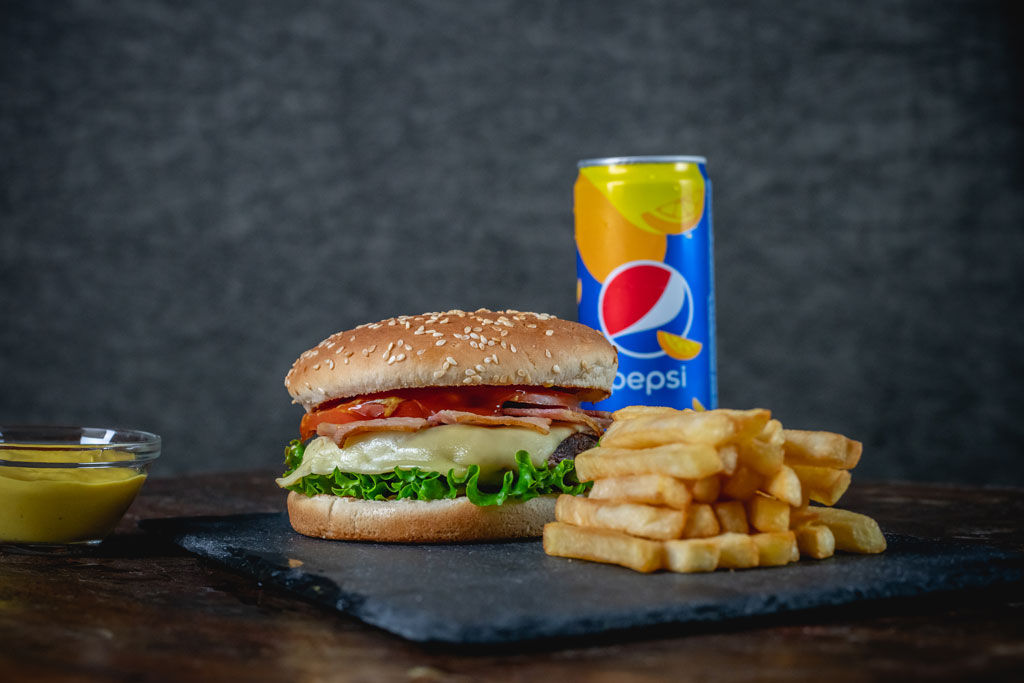 Προσφορά Hamburger & Pepsi Twist